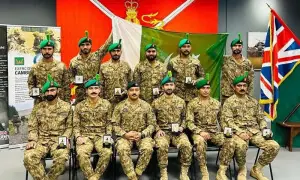 پاک فوج کی ٹیم نے ’ ایکسرسائز کیمبرین پٹرول ’ میں گولڈ میڈل حاصل کرلیا
