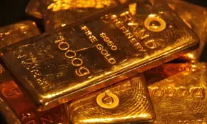 سونا پھر ہزاروں روپے مہنگا، فی تولہ سونا 4 لاکھ 40 ہزار روپے سے تجاوز کرگیا