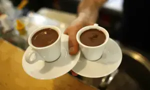 کراچی: ڈیفنس کی کافی شاپ کو تھائی لینڈ کی کیفے چین کا نام استعمال کرنے پر نوٹس
