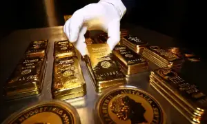 سونے کی قیمت میں یکدم بڑی کمی، فی تولہ سونا کتنے کا ہوگیا؟