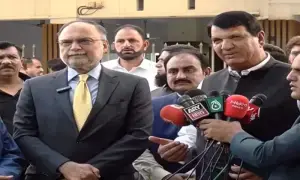 وزیراعظم آزاد کشمیر کیخلاف مشترکہ تحریک عدم اعتماد سیاسی پختگی کی علامت ہے، احسن اقبال
