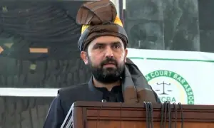 3 ججز کا حکم ایک حوالدار ردی کی ٹوکری میں پھینک دیتا ہے، وزیراعلیٰ خیبرپختونخوا