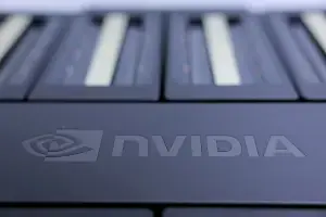 اے آئی چِپس بنانے والی ’این ویڈیا‘ دنیا کی پہلی 5 ٹریلین ڈالر مالیت والی کمپنی بن گئی