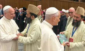 ویٹی کن سٹی: مولانا عبدالخبیر آزاد کی پوپ لیو سے ملاقات، بین المذاہب ہم آہنگی پر تبادلہ خیال