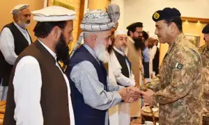 پاکستان تمام ہمسایوں سے امن چاہتا ہے، افغان سرزمین سے دہشتگردی برداشت نہیں کریں گے، فیلڈ مارشل