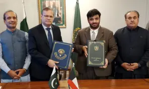 پاکستان اور کویت کے درمیان مہمند ڈیم ہائیڈرو پاور منصوبے کے دوسرے قرض پروگرام پر دستخط