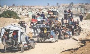 Half a million return home as Gaza ceasefire holds