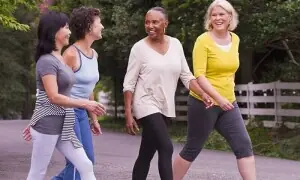 روزانہ چند منٹ کی چہل قدمی سے دل کی بیماریوں کا خطرہ کم ہوسکتا ہے، تحقیق