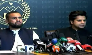 9 مئی کو ریڈیوپاکستان پشاور کی عمارت میں توڑ پھوڑ کی تحقیقات کیلئے کمیشن بنایا جائے گا، صوبائی وزیر