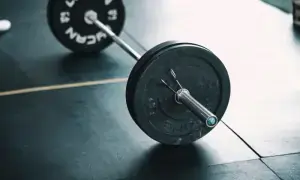 اینٹی ڈوپنگ خلاف ورزیاں: پاکستان ویٹ لفٹنگ کے عہدیداروں اور کھلاڑیوں پر پابندیاں عائد