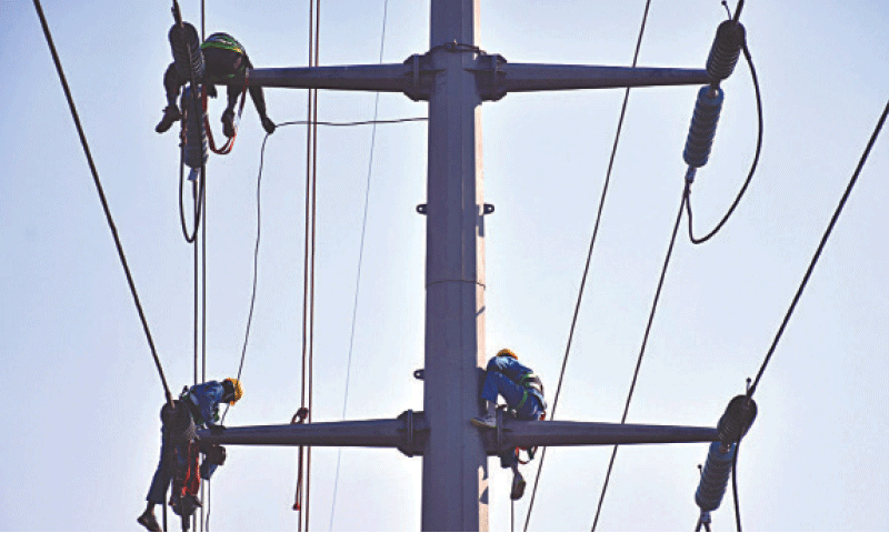 جولائی تا ستمبر بجلی کے شعبے کا گردشی قرضہ 79 ارب روپے بڑھ گیا