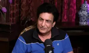 خلیل الرحمٰن قمر کو نازیبا ویڈیو وائرل کرنے کی دھمکی، ڈیڑھ کروڑ تاوان کا مطالبہ