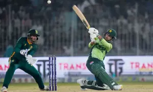 تیسرا ون ڈے: پاکستان کی جنوبی افریقہ کو 7 وکٹوں سے بآسانی شکست، سیریز 1-2 سے جیت لی
