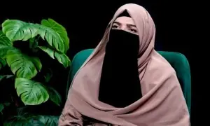 دین کی طرف رحجان ہوا تو چاہتی تھی کہ آن لائن ڈرامے اور ویڈیوز ڈیلیٹ ہو جائیں، سارہ چوہدری