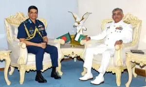 سربراہ پاک بحریہ کا اہم دورہِ بنگلہ دیش مکمل، اعلیٰ عسکری قیادت سے ملاقاتیں کیں