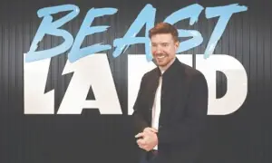 یوٹیوبر مسٹر بیسٹ نے سعودی عرب میں پاپ اپ پارک کھول لیا