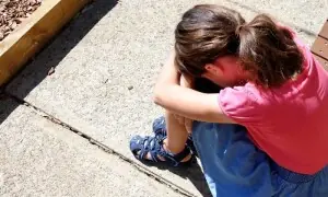 بھارت: دیر سے اسکول آنے پر 100 اٹھک بیٹھک کی سزا سے کمسن طالبہ کی موت، بچی کس بیماری میں مبتلا تھی؟