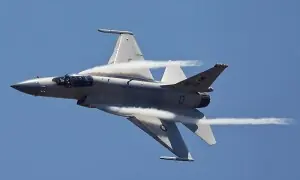 JF-17 draws ‘significant attention’ at Dubai Airshow; friendly country signs MOU for procurement of jet