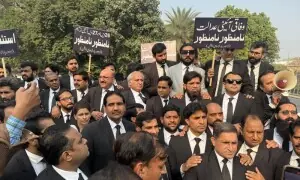 Lawyers in Lahore rally against 27th Amendment