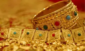 وفاقی کابینہ کی منظوری کے بعد حکومت نے سونے کی درآمد اور برآمد پر عائد پابندی ختم کردی