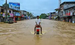 سمندری طوفان کے باعث کولمبو میں سیلاب، اموات 159 تک جا پہنچیں، 203 افراد لاپتہ