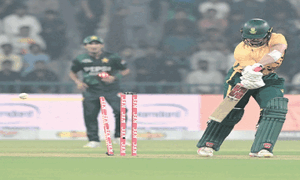 Pacers, Saim star as Pakistan thrash SA to level T20 series