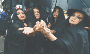 Climate summit sees its first major protest