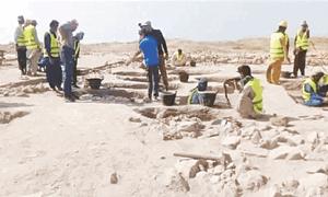 Explorers claim discovery of &lsquo;ancient skeletons&rsquo; at Banbhore ruins