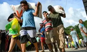 Frustration in Indonesia as flood survivors await aid, toll crosses 700