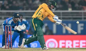 De Kock stars as South Africa win big to level T20 series against India De Kock stars as South Africa win big to level T20 series against India
