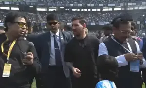 میسی کی آمد پر کولکتہ اسٹیڈیم میں شدید بدنظمی، توڑ پھوڑ، واقعے کی تحقیقات کیلئے کمیٹی تشکیل