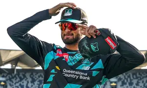 Shaheen pulled out for dangerous bowling on BBL debut
