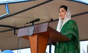 Aseefa encourages girl cadets to attain leadership qualities, observe discipline