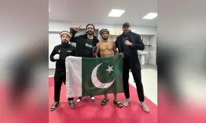 Riwzan Ali suffers first MMA defeat as Ismail Khan erupts