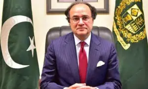Finance minister says Pakistan&rsquo;s economy shifting toward export-led growth