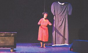 One-woman show depicts life in apartheid South Africa