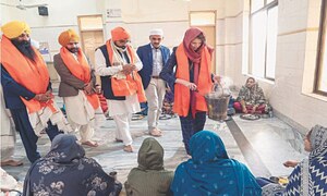 British envoy visits Punja Sahib in Hassanabdal