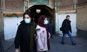 Iranian protesters warned of &lsquo;decisive response&rsquo;