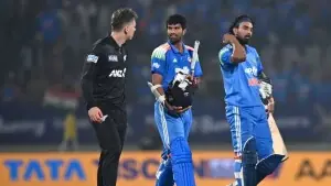 Cricket-India beat New Zealand in first ODI as Kohli misses out on ton
