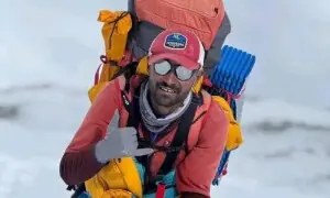 Mountaineer falls to death in Hunza