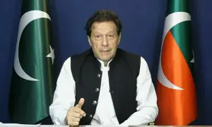 Imran claims only 15pc vision left in right eye; SC forms medical team to examine PTI founder Imran claims only 15pc vision left in right eye; SC forms medical team to examine PTI founder