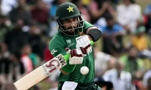 PHOTOS: Pakistan on the offensive