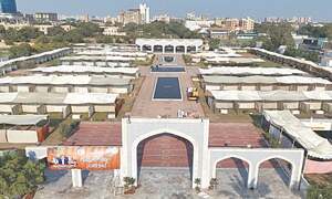 350 Gul Plaza shopkeepers to get stalls at Baradari in first phase