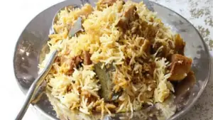 Meet the Parsi cousin of biryani &mdash; Niloufer Mavalvala&rsquo;s Murghi no Palau
