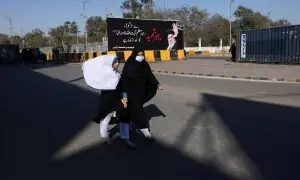 PHOTOS: People take to the streets of Karachi to protest Iran supreme leader&rsquo;s assassination