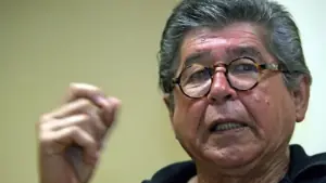 Latin American literary great Alfredo Echenique dies at 87