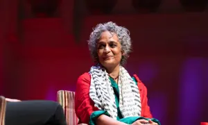 Indian author Arundhati Roy &lsquo;unequivocally&rsquo; stands with Iran in the face of US-Israeli attacks
