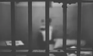 What legal recourse do Pakistanis arrested in Bahrain over Iran war videos have?