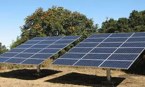 Solar, wind boost energy security: power minister