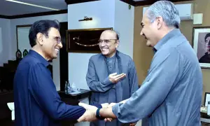 PPP&rsquo;s gambit &lsquo;pays off&rsquo; as MQM-P&rsquo;s Kamran Tessori sacked as Sindh governor